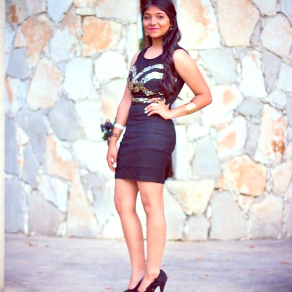 Black & gold body con dress